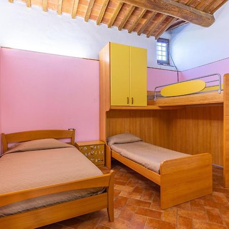 Awesome Home In Marliana With Kitchenette Exterior photo