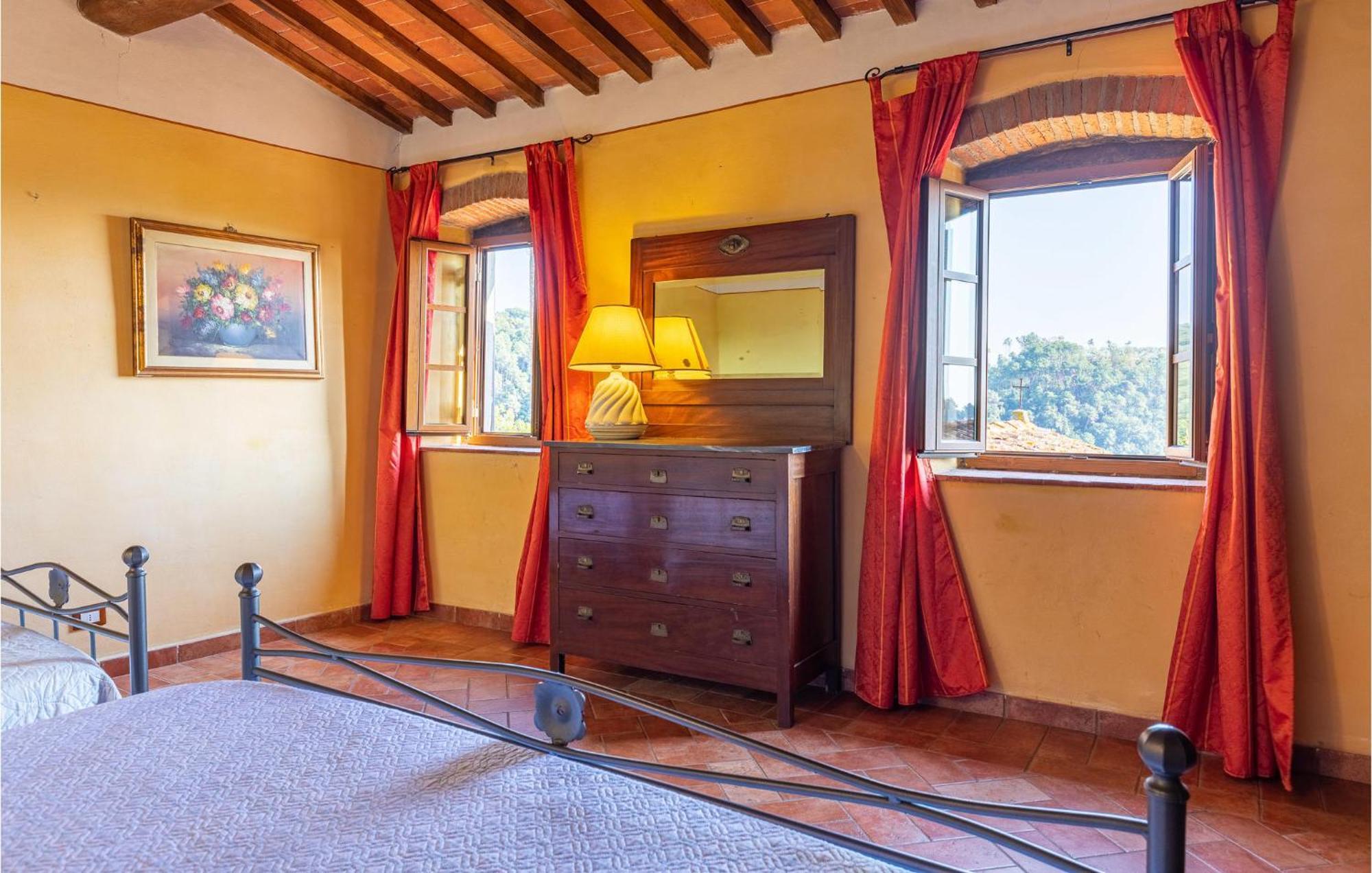 Awesome Home In Marliana With Kitchenette Exterior photo